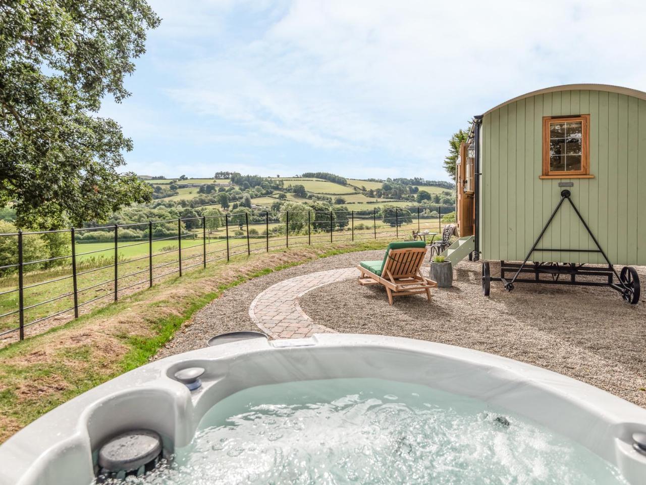 Llanbadarn Fynydd Padarn'S Hut 빌라 외부 사진