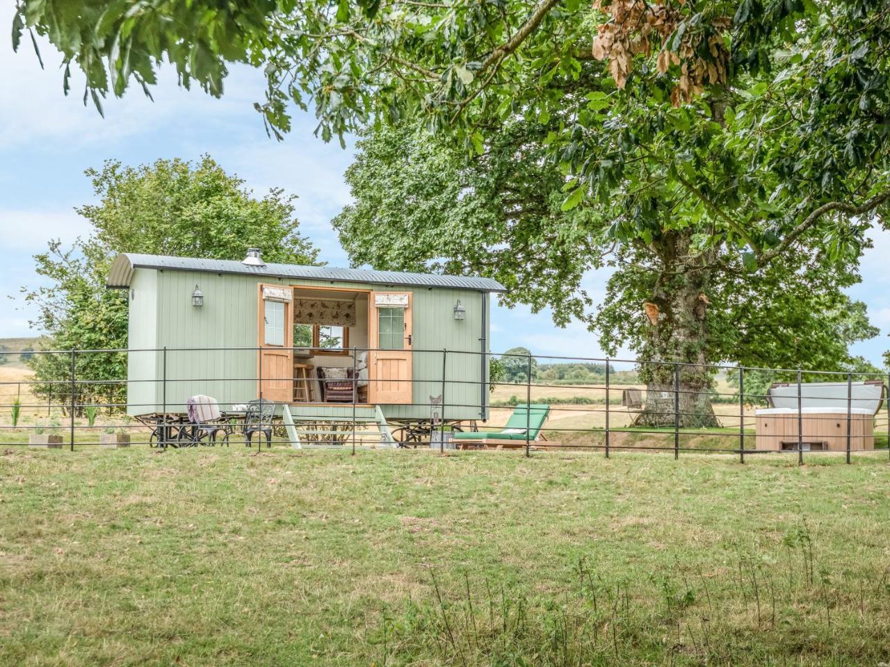 Llanbadarn Fynydd Padarn'S Hut 빌라 외부 사진
